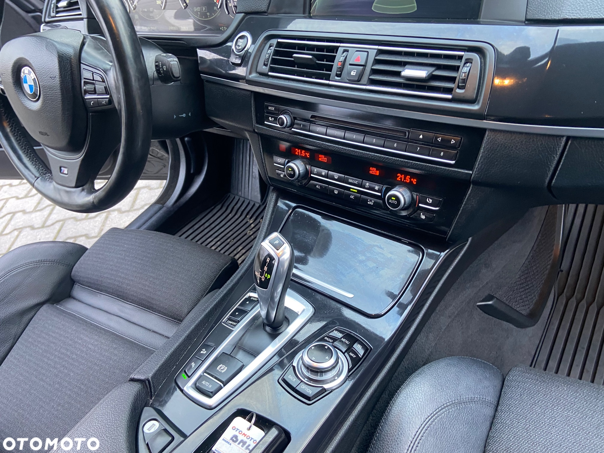 BMW Seria 5 525d xDrive Touring Modern Line - 25
