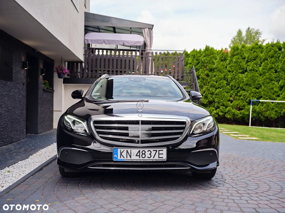 Mercedes-Benz Klasa E 220 d 9G-TRONIC - 11
