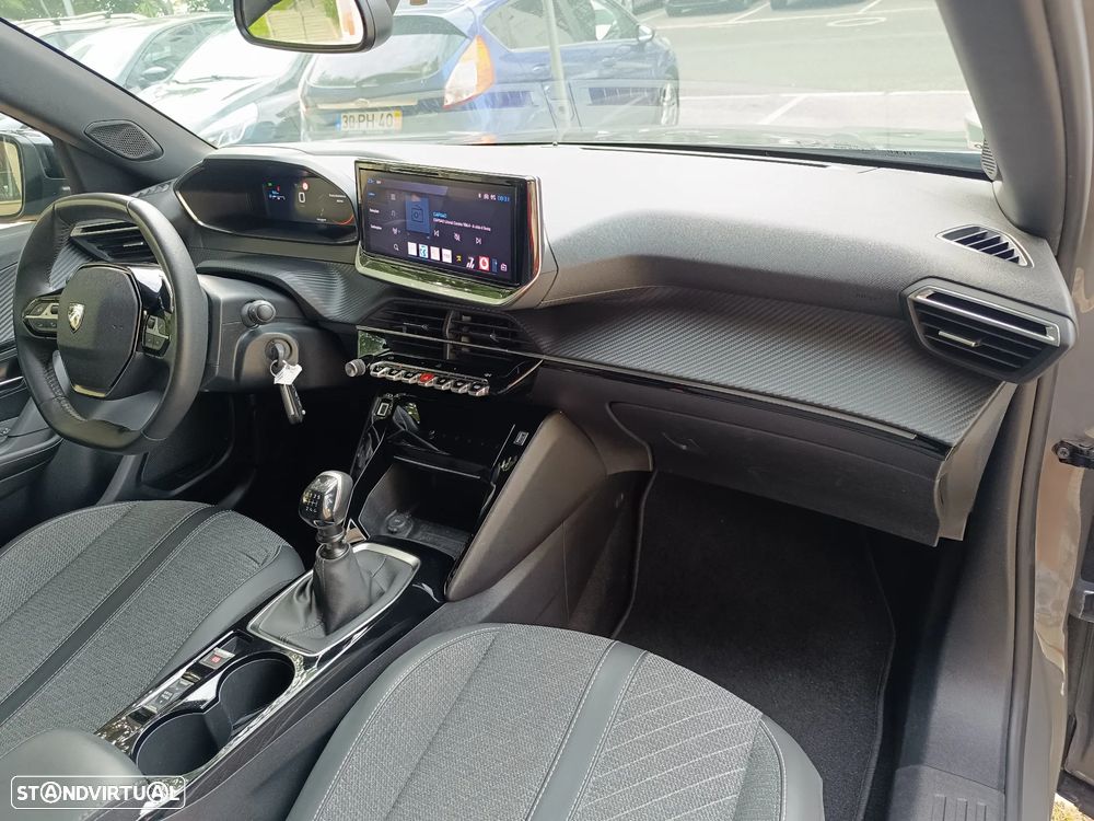 Peugeot 2008 1.2 PureTech Allure Pack - 21