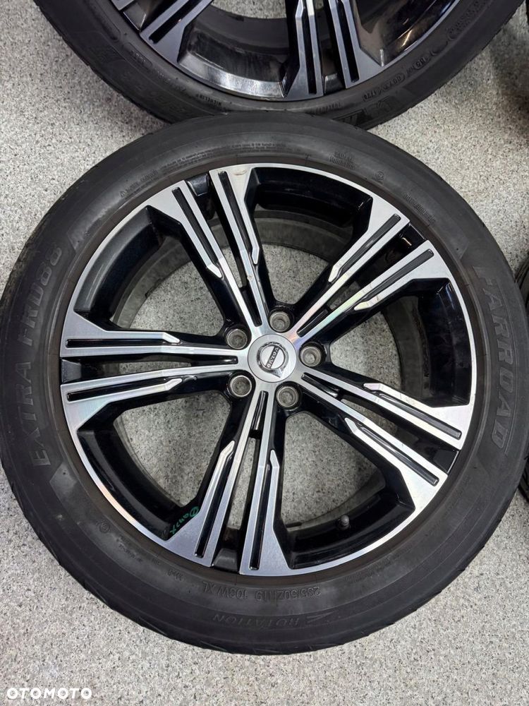 koła felgi volvo xc40 31471556 235/50 r19 5x108 et50,5 - 2