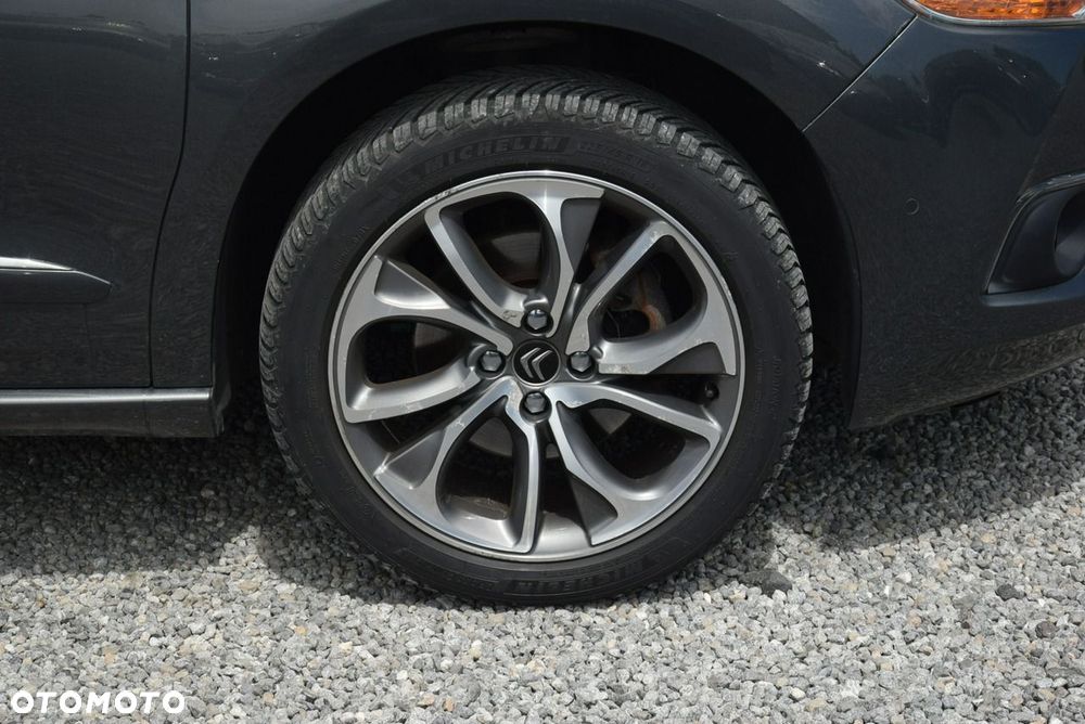 Citroën DS4 1.6 THP SoChic - 11