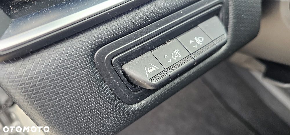 Renault Clio 1.0 TCe Equilibre - 11