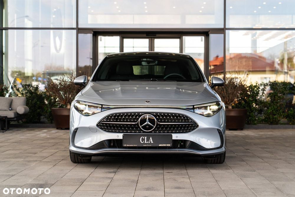 Mercedes-Benz CLA - 5
