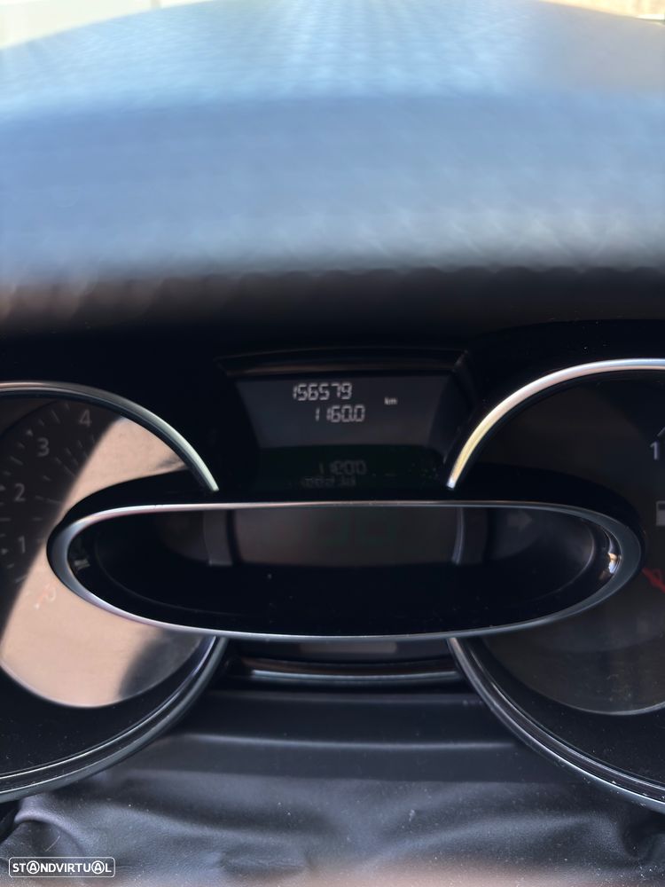 Renault CLIO - 7