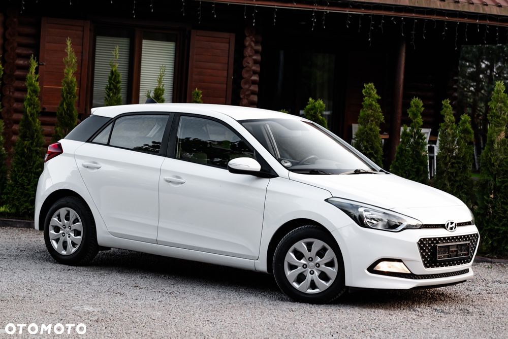 Hyundai i20 1.2 - 6