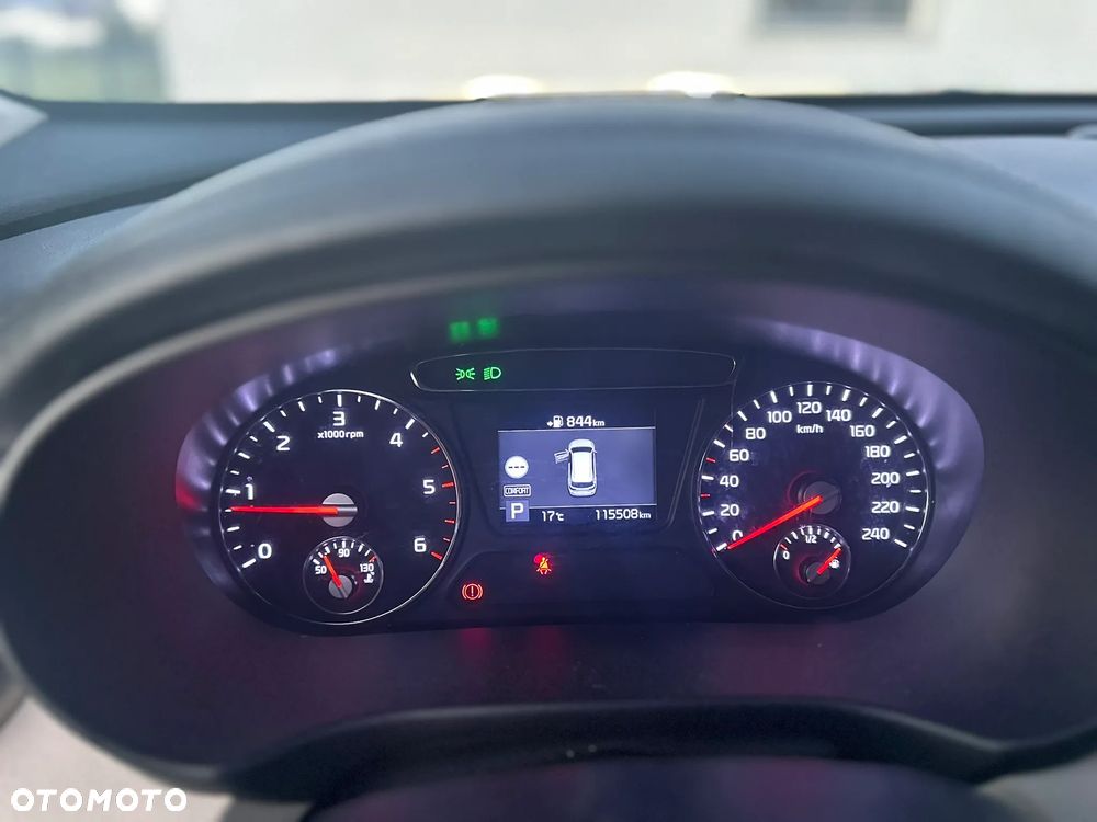 Kia Sorento - 7