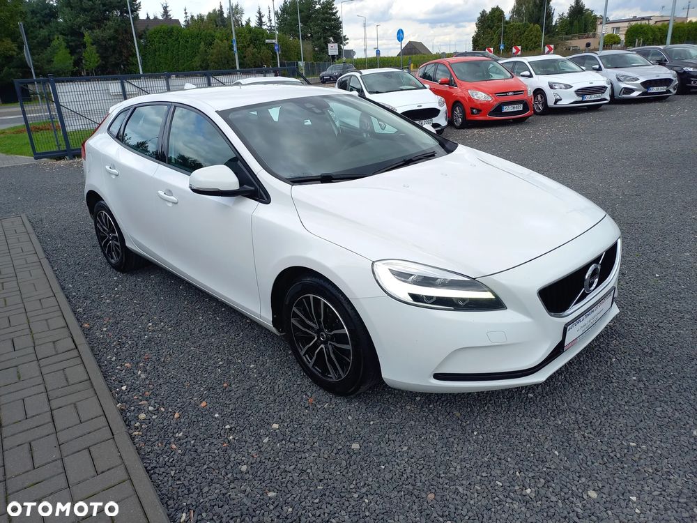 Volvo V40 D2 Momentum - 10