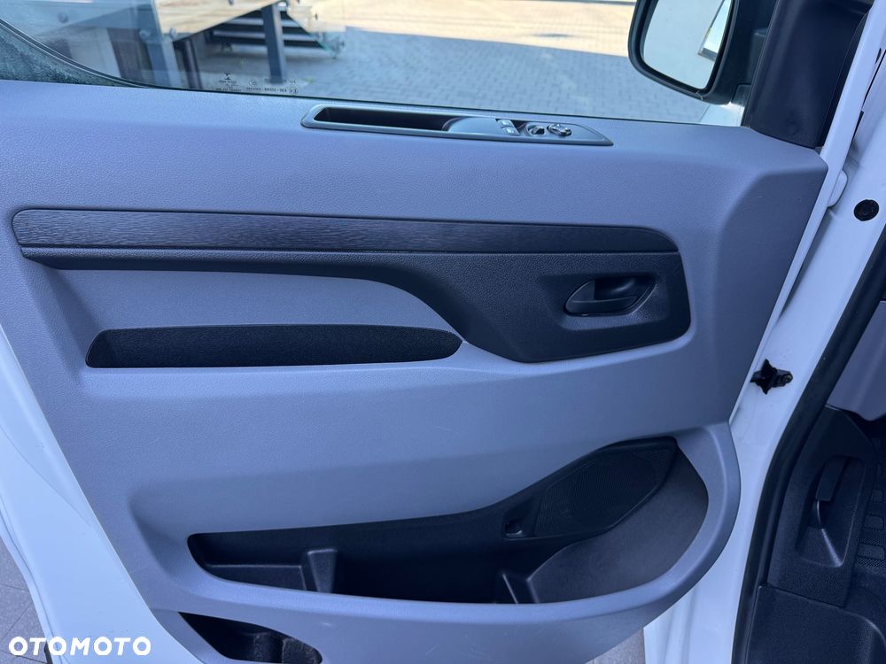 Peugeot Expert Jumpy Scudo Proace - 20