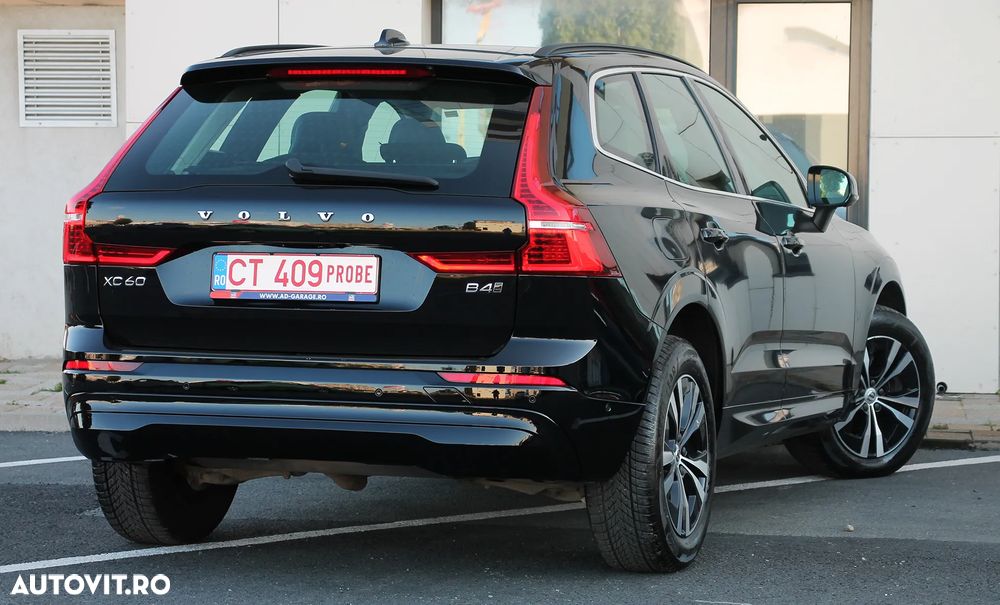 Volvo XC 60 B4 D AWD Geartronic Momentum - 2