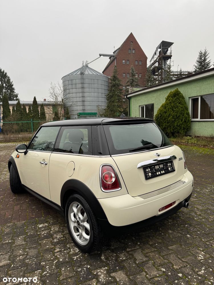 MINI Cooper Green Park - 2