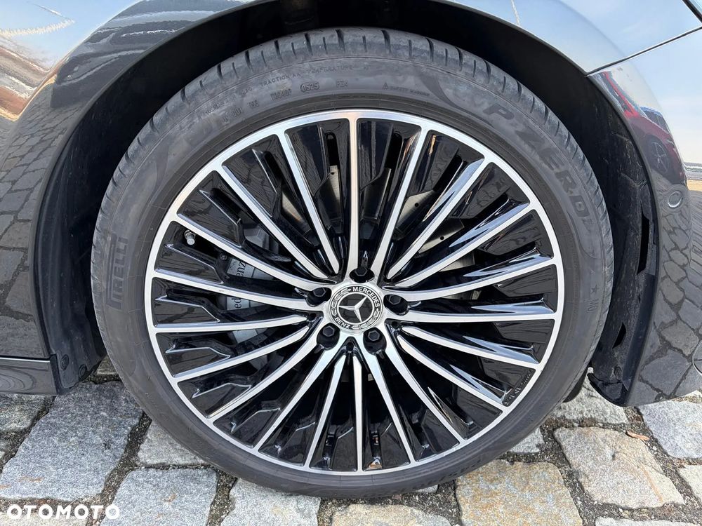 Mercedes-Benz Klasa E 220 d mHEV 4-Matic AMG 9G-Tronic - 9