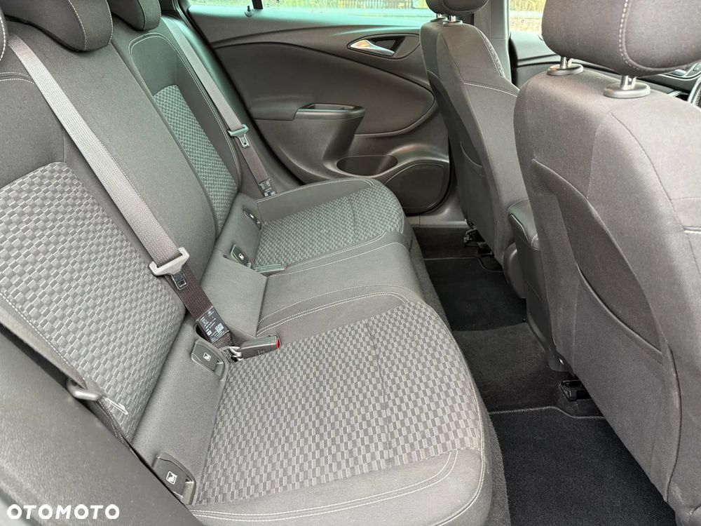 Opel Astra 1.4 Turbo Business - 6