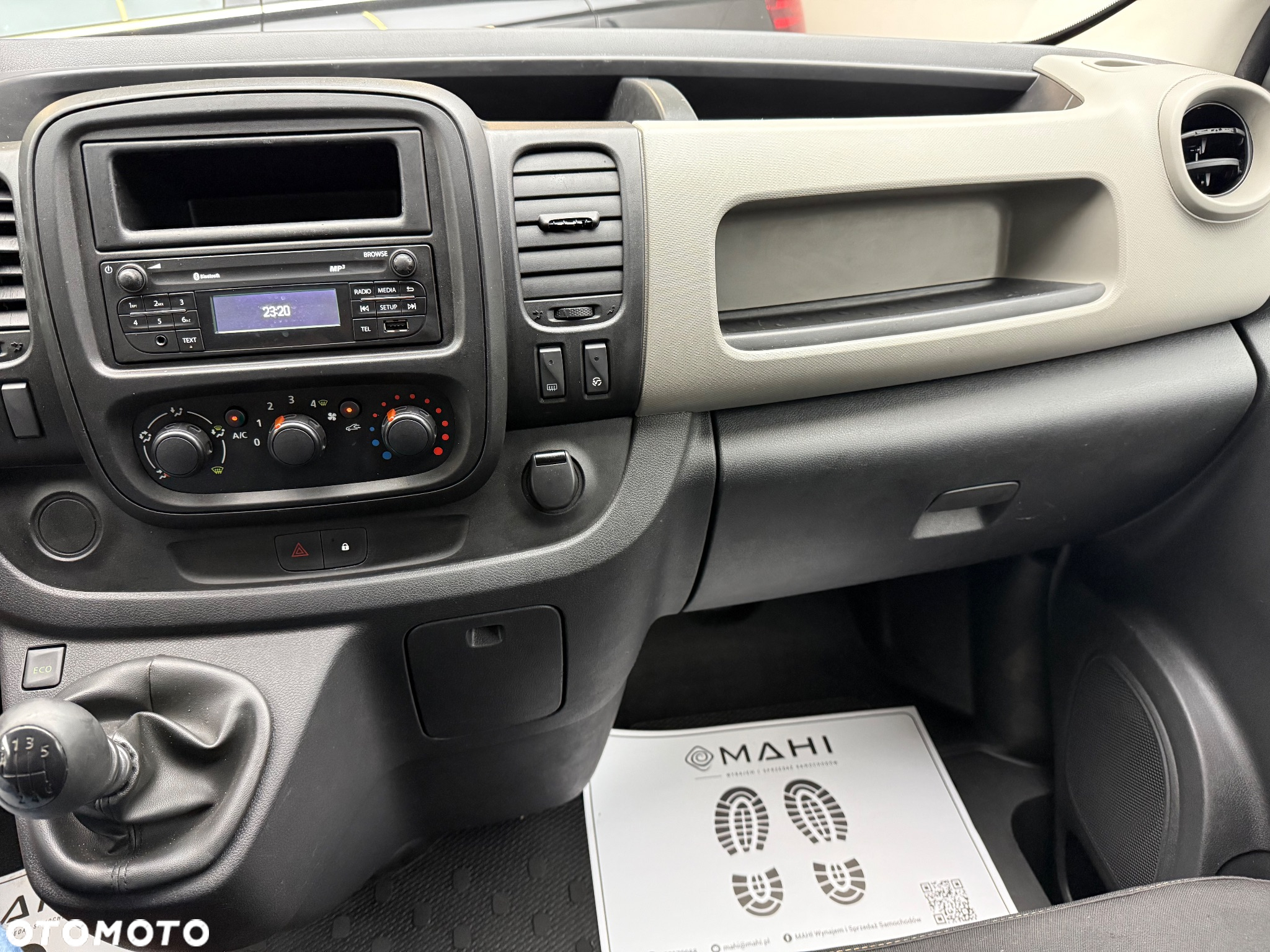 Renault Trafic - 20