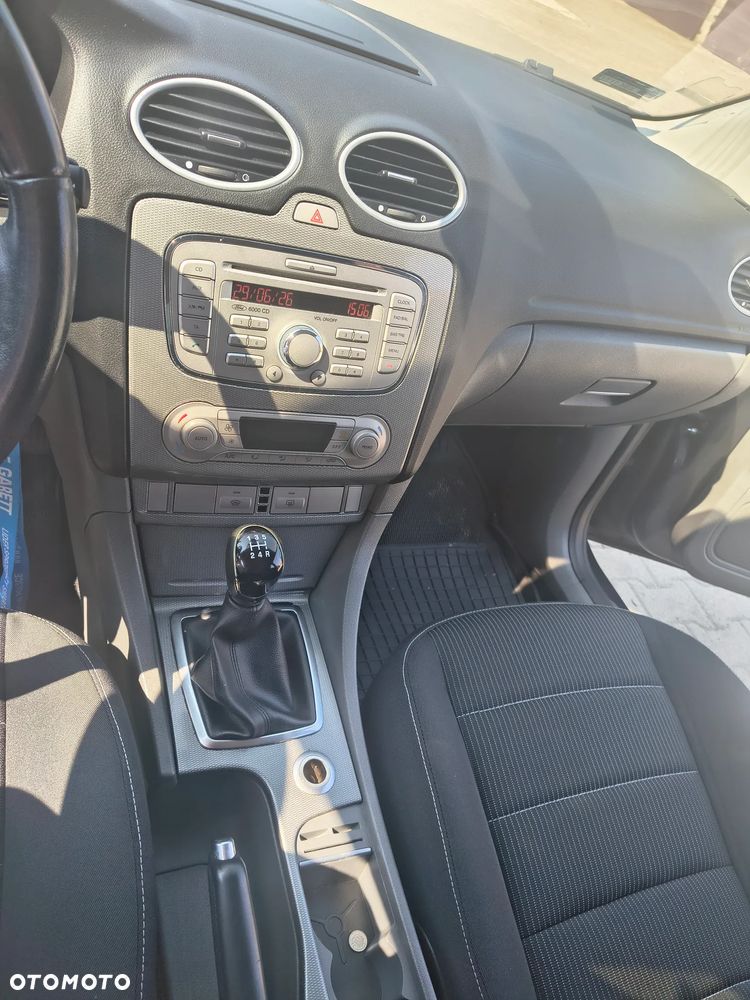 Ford Focus - 12