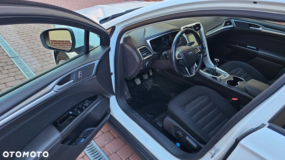 Ford Mondeo 2.0 TDCi Titanium - 26