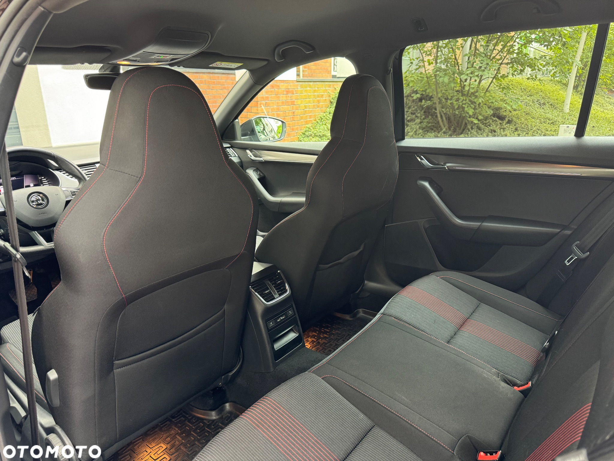 Skoda Octavia 2.0 TDI 4x4 Style DSG - 10