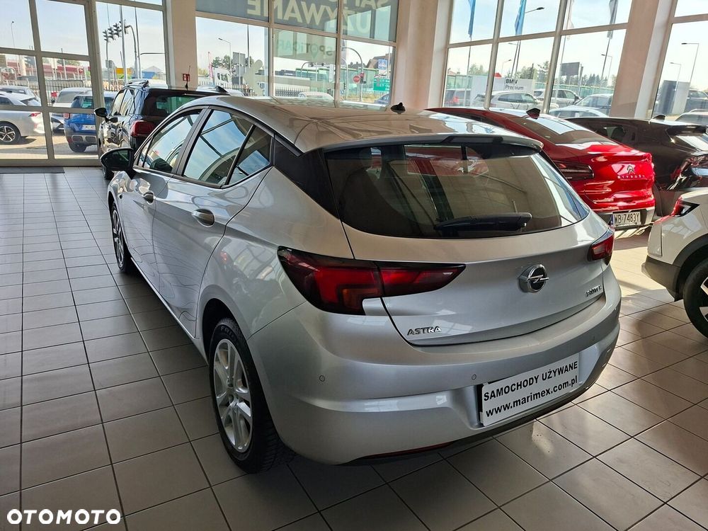 Opel Astra - 4