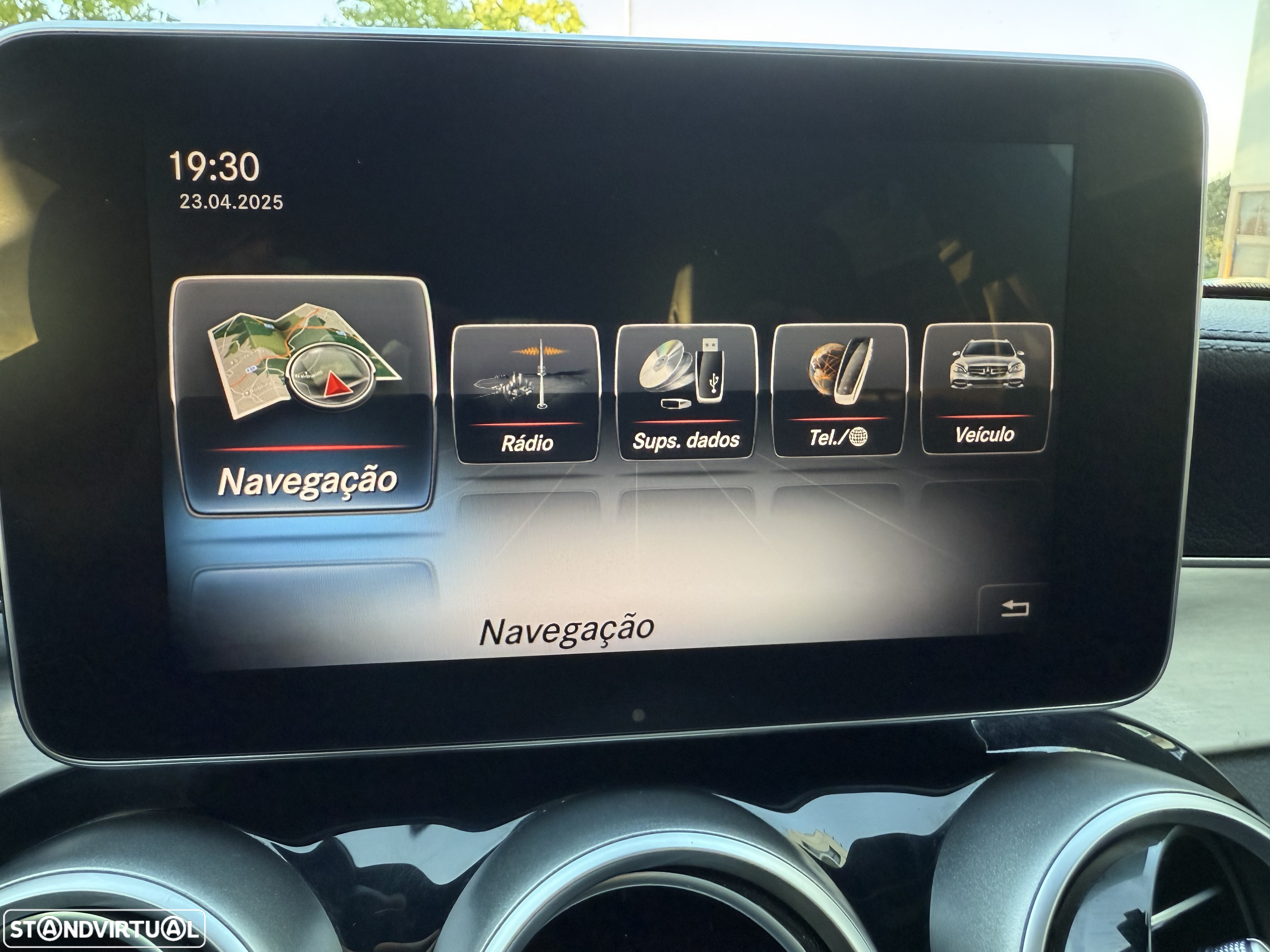 Mercedes-Benz C 300 BlueTEC Hybrid AMG Line - 32