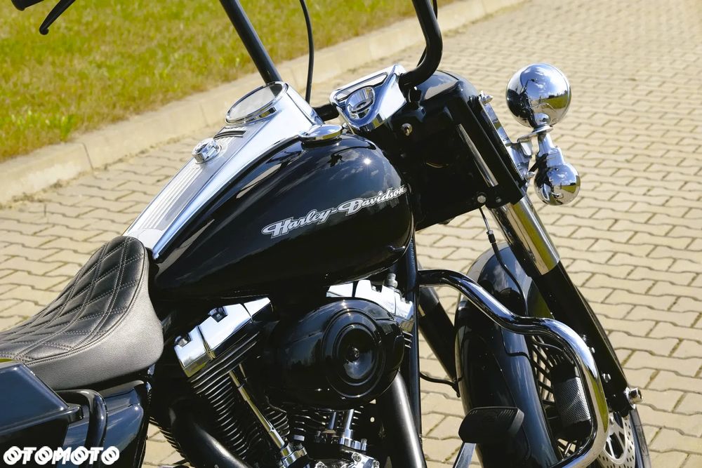 Harley-Davidson Touring Road King - 10