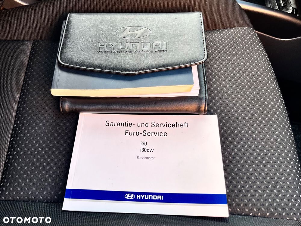 Hyundai i30 1.4 FIFA WM Edition - 19