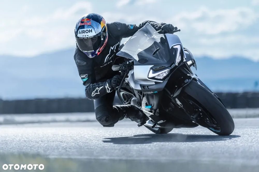 CFMoto 675SR - 6