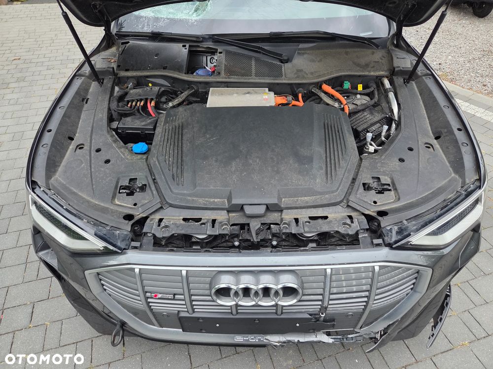 Audi e-tron 50 Quattro S Line - 30