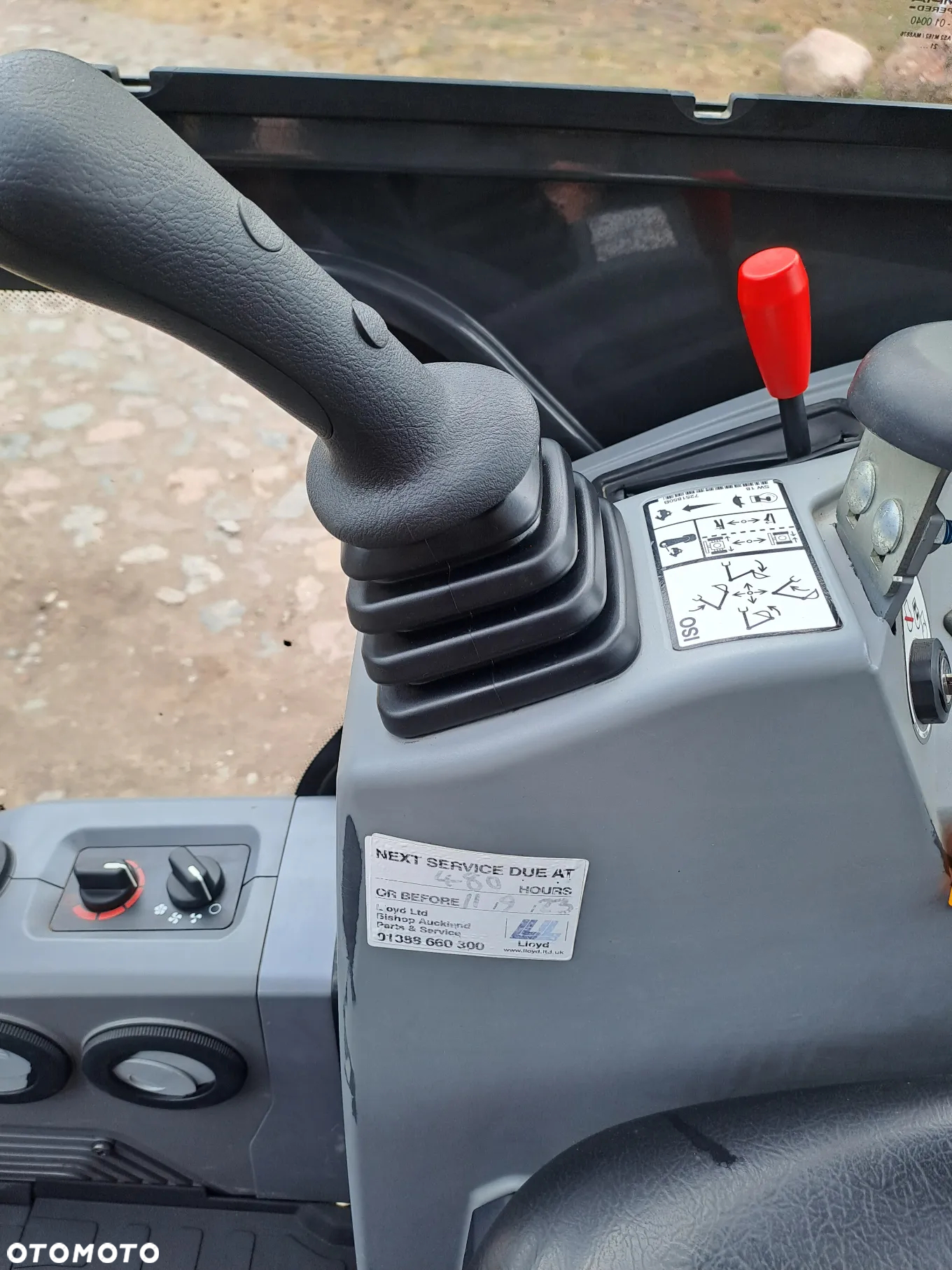Bobcat E17 - 9