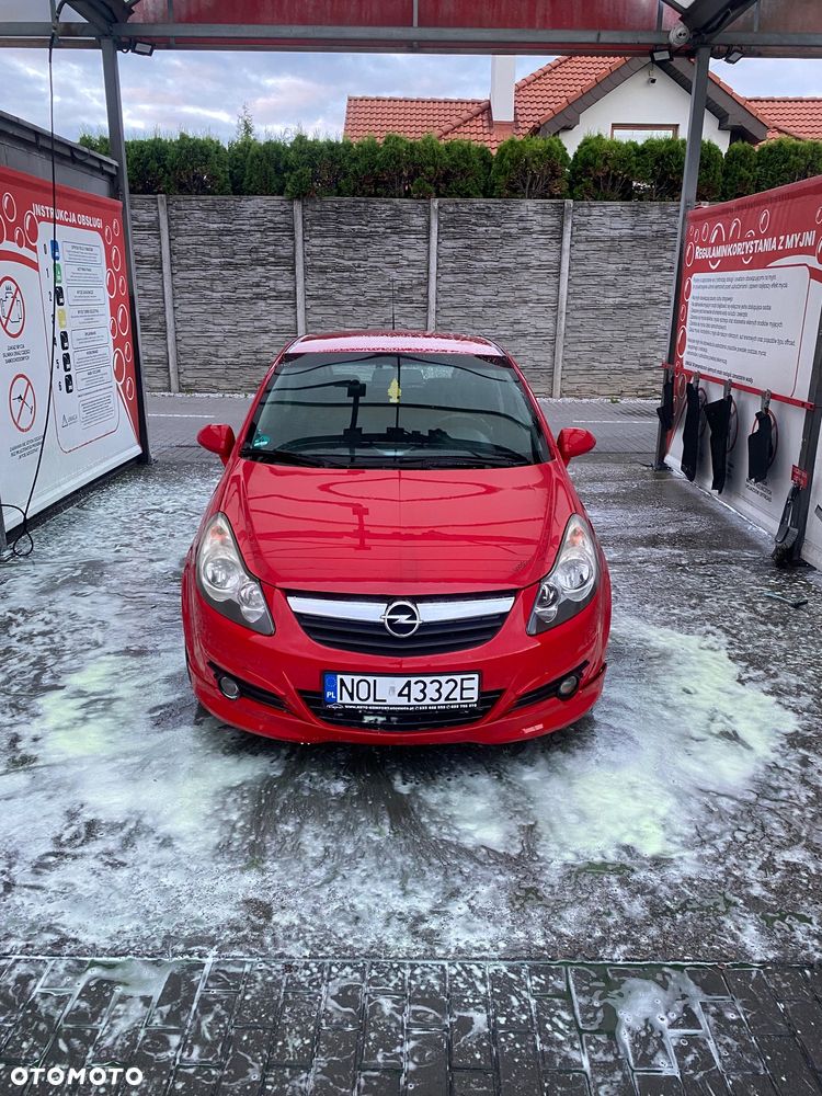 Opel Corsa 1.4 16V Sport - 1