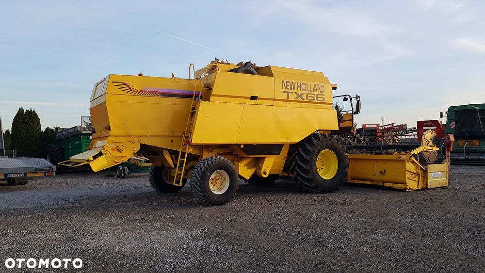 New Holland TX 66 2001R - 13