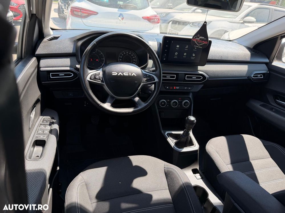 Dacia Logan TCe 90 MT6 Prestige - 5