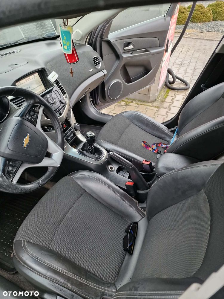 Chevrolet Cruze 1.7 D LT+ - 20