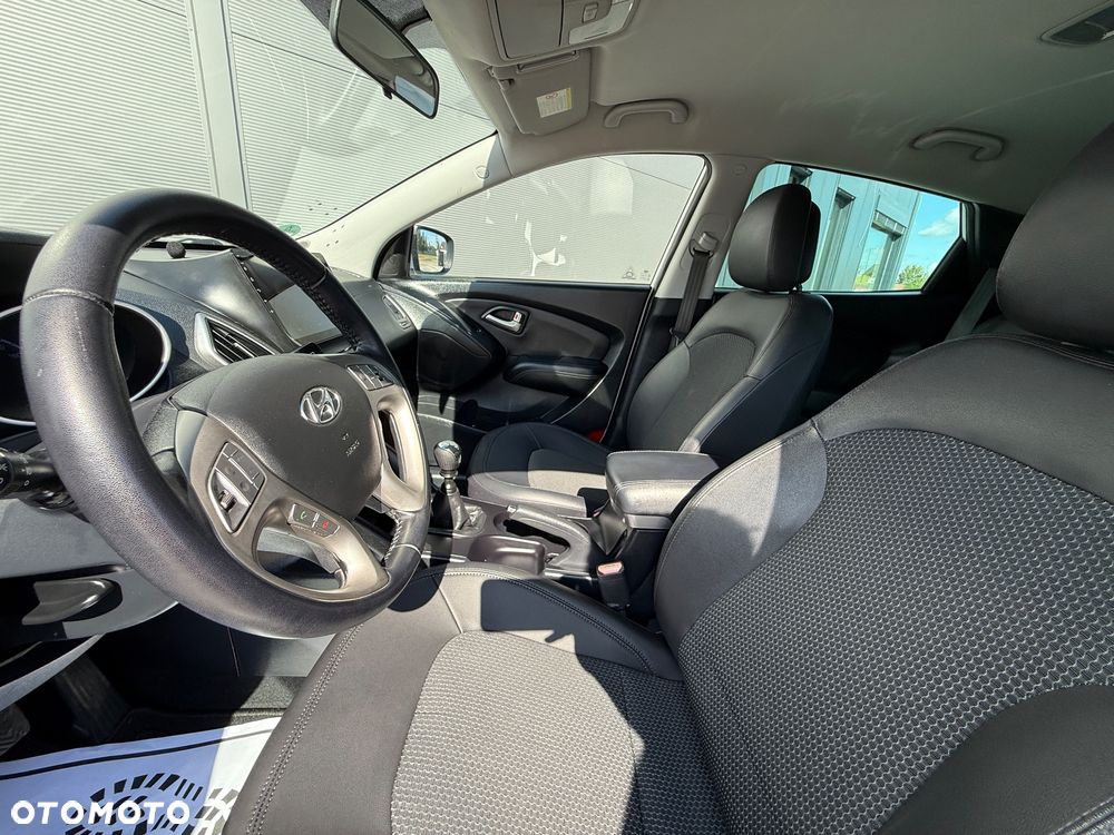 Hyundai ix35 2.0 CRDi 4WD Premium - 11