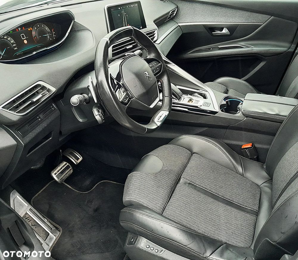Peugeot 3008 - 16