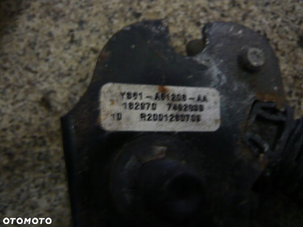 zapinka napinacz pasów przód komplet ys61-a61208-aa ford focus - 2