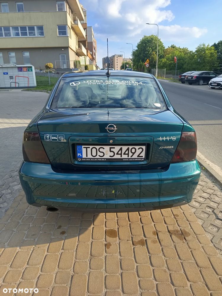 Opel Vectra - 2