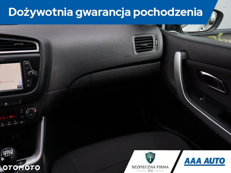 Kia Ceed - 10
