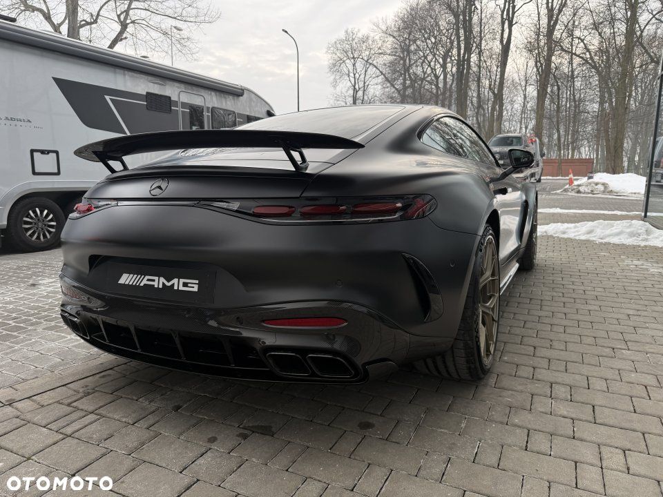 Mercedes-Benz AMG GT - 13