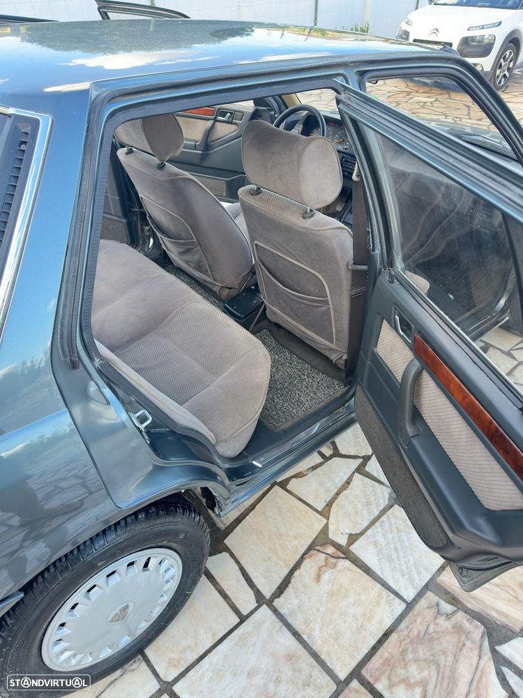 Rover 213 - 7