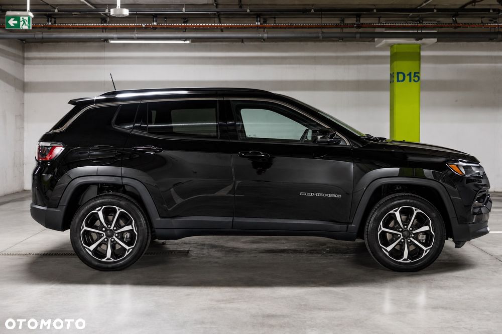 Jeep Compass - 4