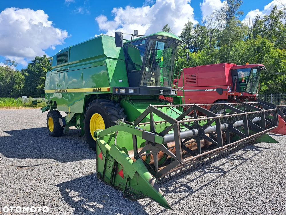 John Deere 2254 - 4