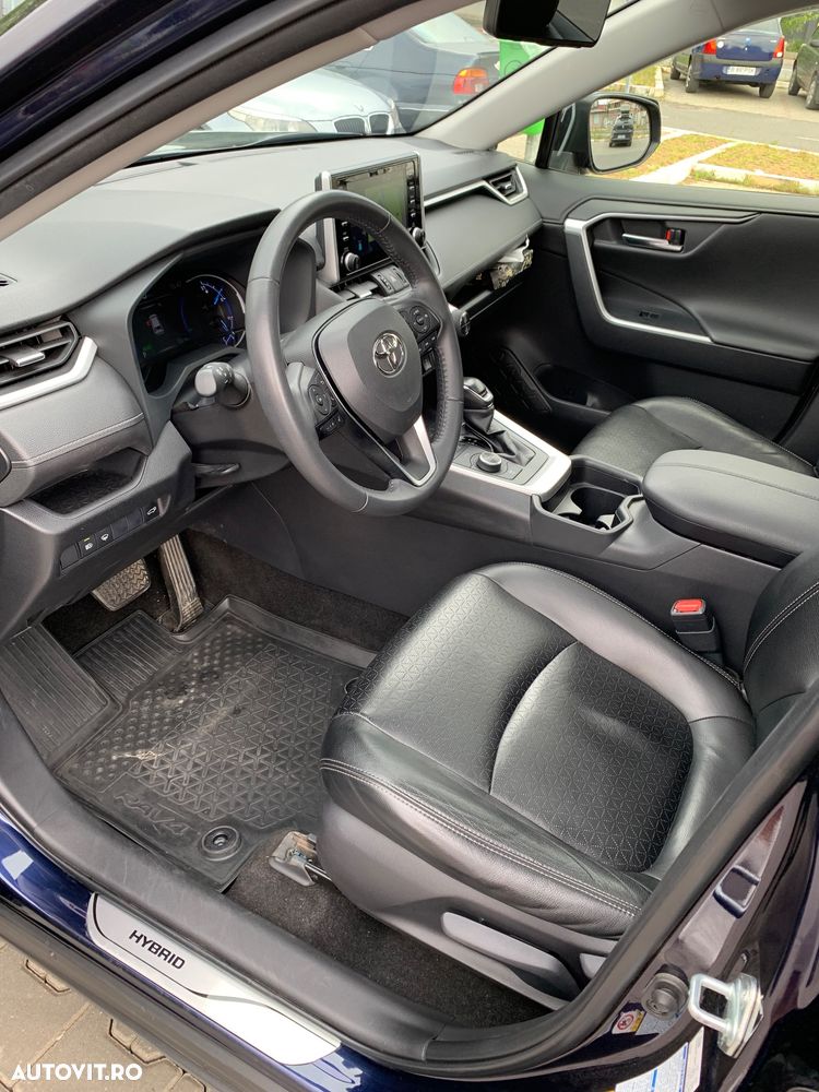 TOYOTA RAV4 2019 — imagine 7
