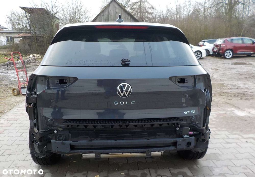 Volkswagen Golf - 14