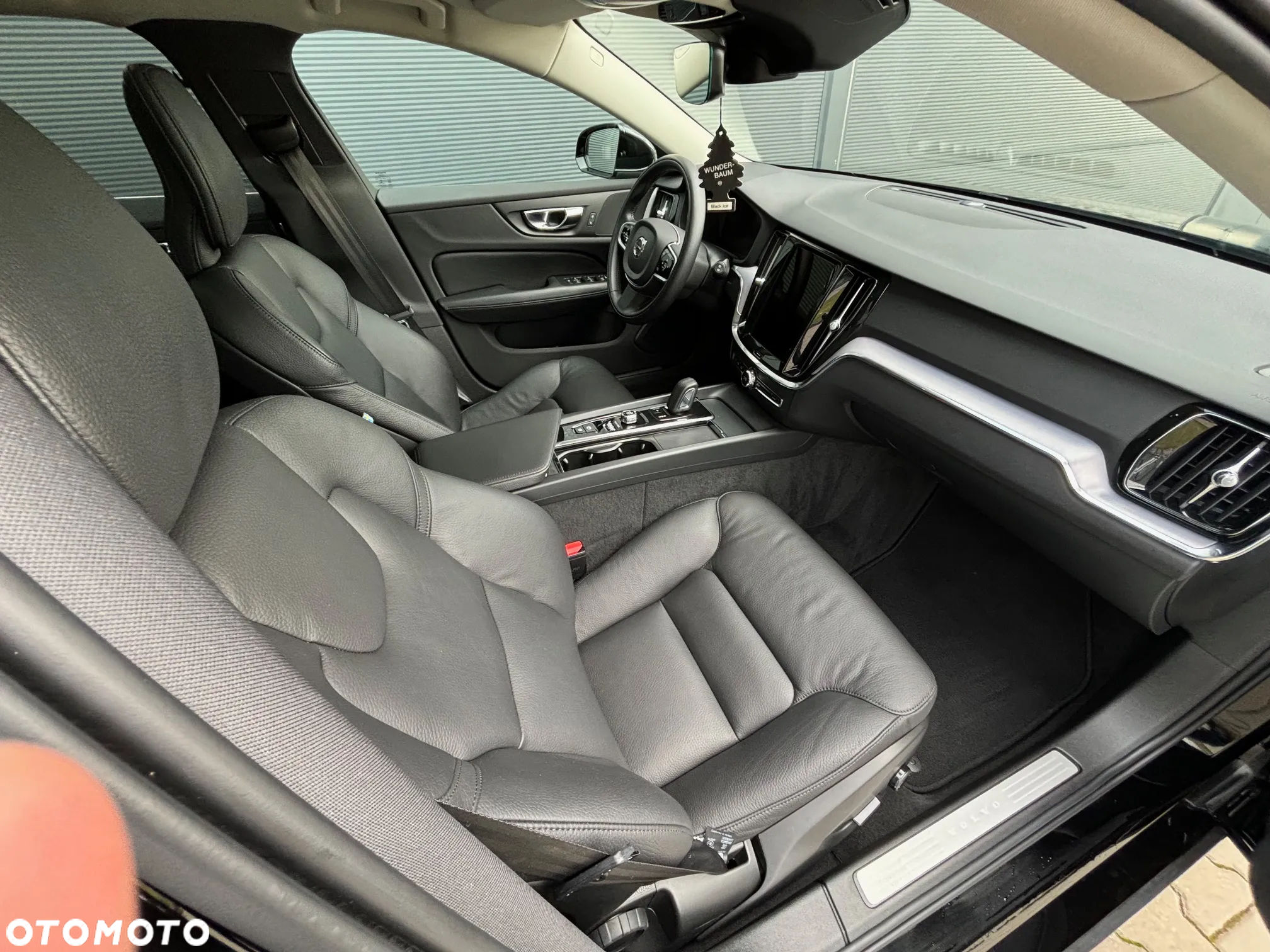 Volvo V60 B3 B Momentum Pro - 15