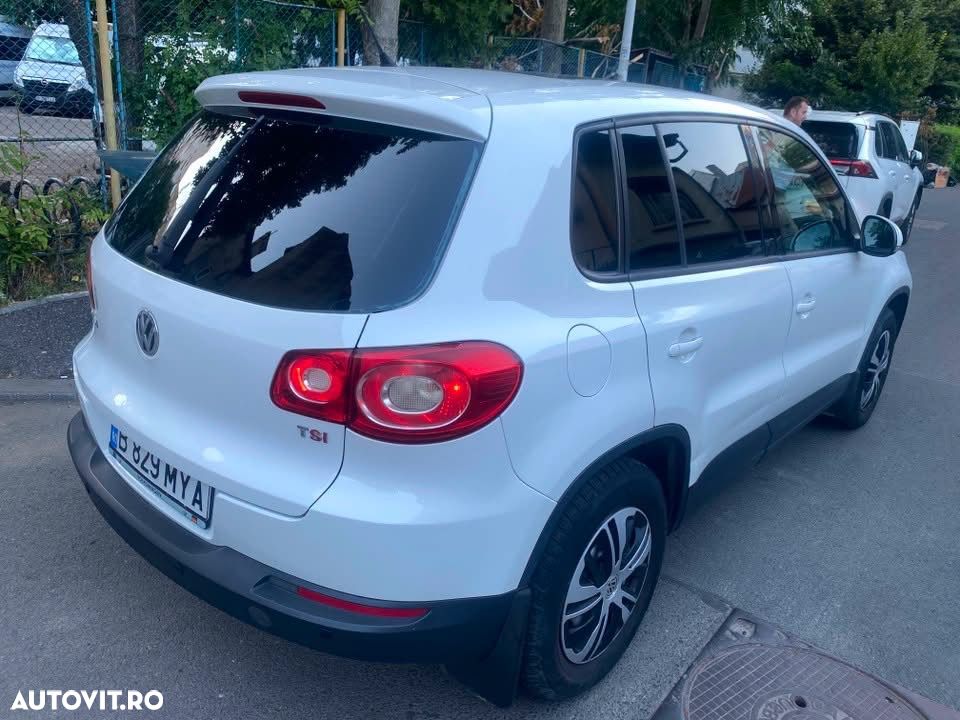 Volkswagen Tiguan - 7