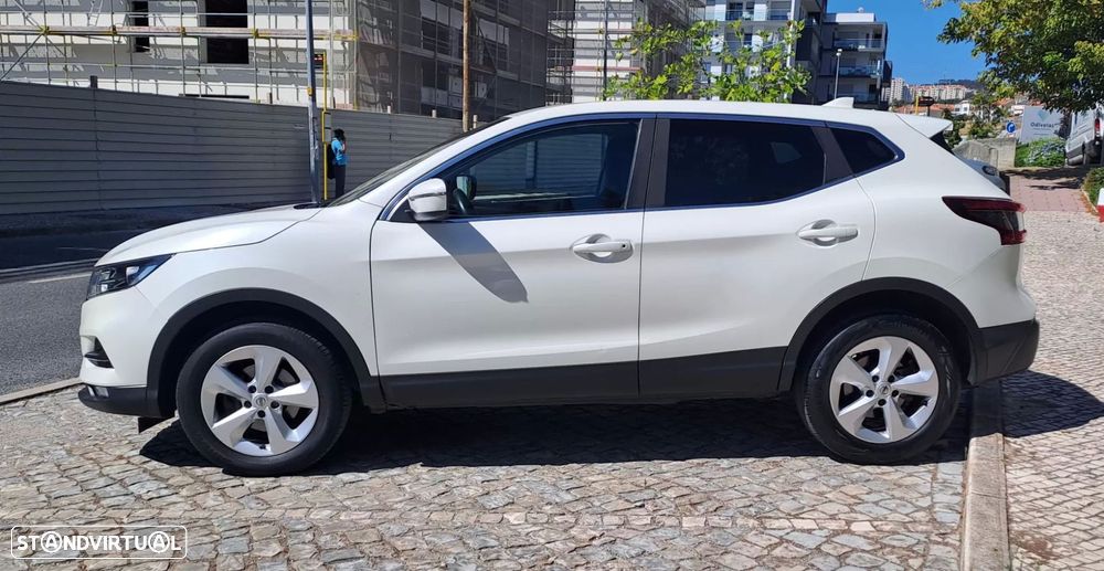 Nissan Qashqai 1.5 dCi Tekna - 4