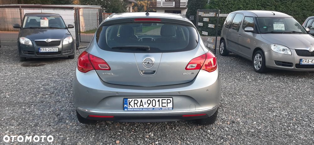 Opel Astra - 9