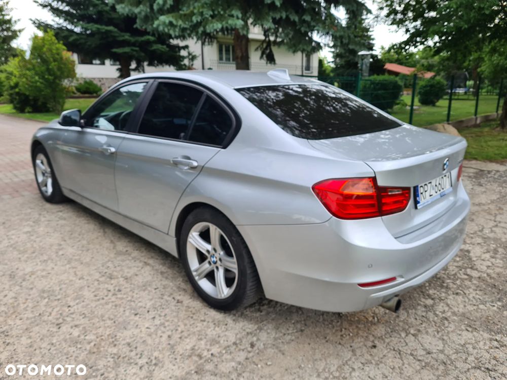 BMW Seria 3 - 12