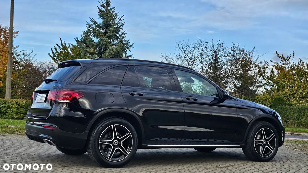 Mercedes-Benz GLC 300 e 4-Matic - 5