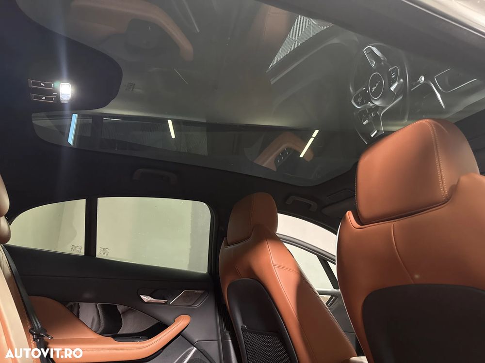 Jaguar I-Pace - 23