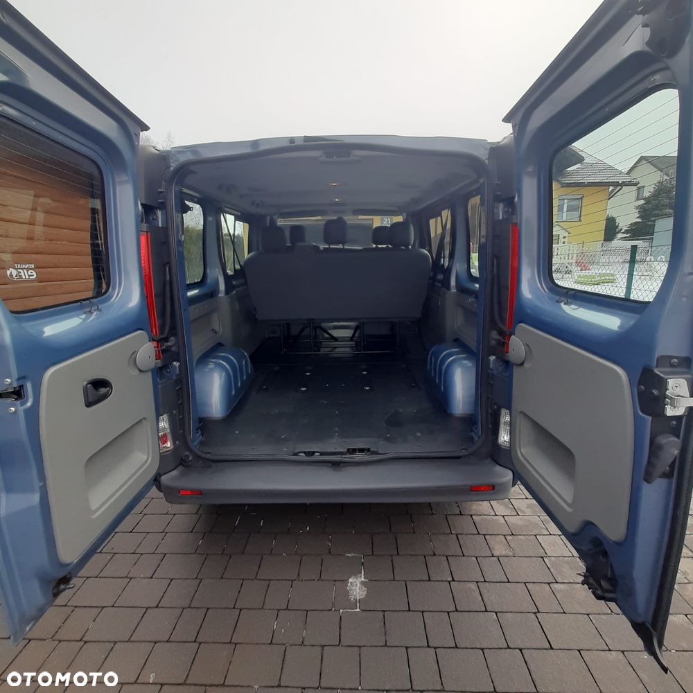 Renault Trafic - 10